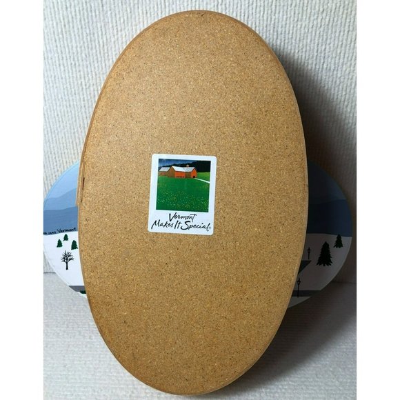 1992 Handmade Vermont Oval Shaker Box with hand painted Lid, Church in Winter - Picture 9 of 9